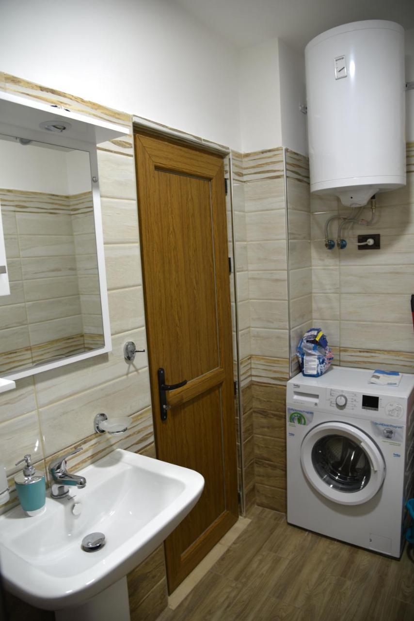 Alindro City Center Apartment 2 Тирана Екстериор снимка